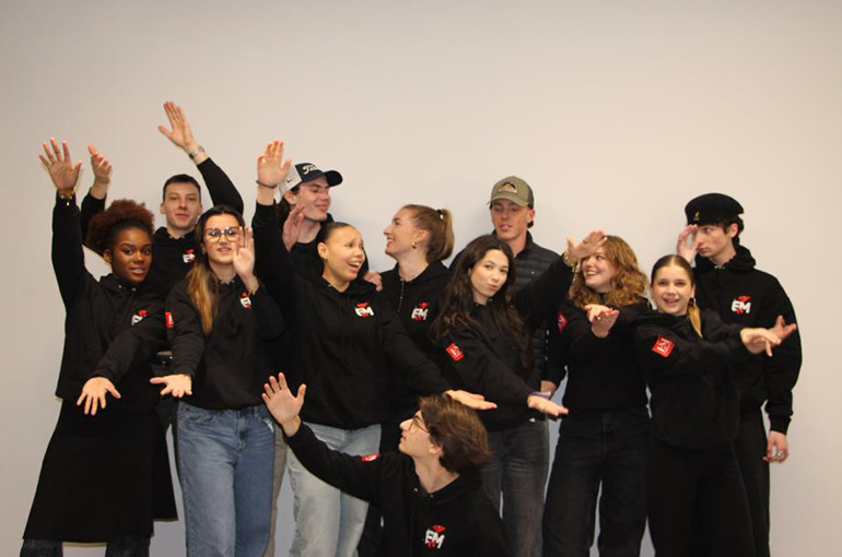 Membres de l'association EM'TV 2024-2025 Membres de l'association EM'TV 2024-2025