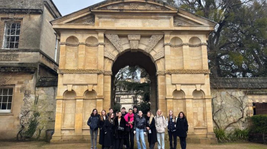 Botanic Garden Group picture from far