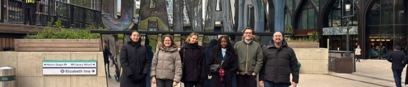 Studens visit Canary Wharf in London